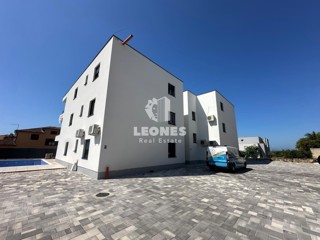Appartamento di nuova costruzione con vista panoramica sul mare a Cittanova