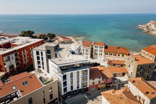 Stupendo appartamento in una posizione TOP a Umag - Umago