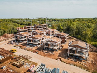 Lussuosa villa bifamiliare a 150 m dal mare e dalla spiaggia ai dintorni di Umag -  Umago