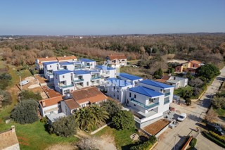 Moderno appartamento al secondo piano con vista sul mare a San Lorenzo, a 200 metri dalla spiaggia