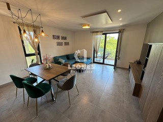 Spazioso appartamento in un'ottima posizione, a soli 500 metri dal mare e dal centro di Cittanova