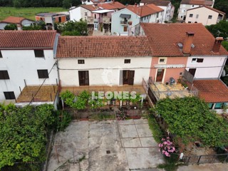 Casa da ristrutturare in posizione tranquilla a Cittanova