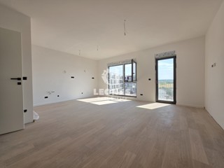 Wohnung in einem modernen Neubau mit zwei Parkplätzen in Umag