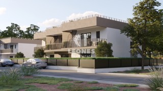 Confortevole appartamento con giardino a soli 500 metri dal mare a Zambratija