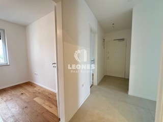 Confortevole appartamento in un moderno palazzo di nuova costruzione con ascensore a soli 700 metri dal mare