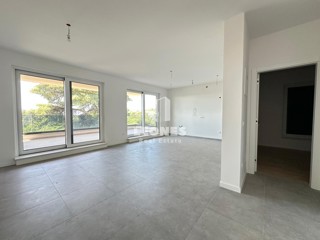 Appartamento a due piani con vista mare in posizione tranquilla a Tar