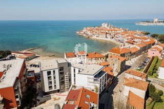 Appartamento di alta qualità a 40 metri dal mare e dalla spiaggia di Umag - Umago