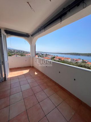 Appartamento per vacanze Barbat na Rabu, Rab, 64m2