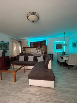 Appartamento per vacanze Malinska, Malinska-Dubašnica, 74m2