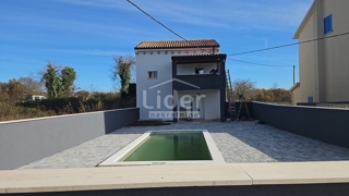 Casa Cere, Žminj, 85m2