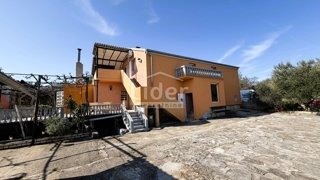 Casa Donji Karin, Benkovac, 340m2