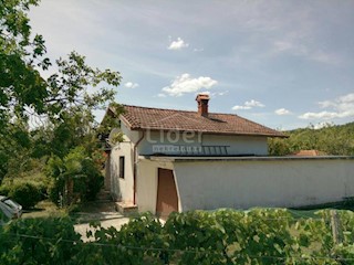 Casa Boljunsko Polje, Lupoglav, 100m2