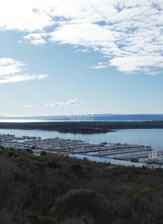 Terreno Punat, 1.400m2