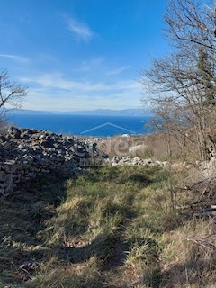 KOSTRENA Terreno con una vista splendida sul mare