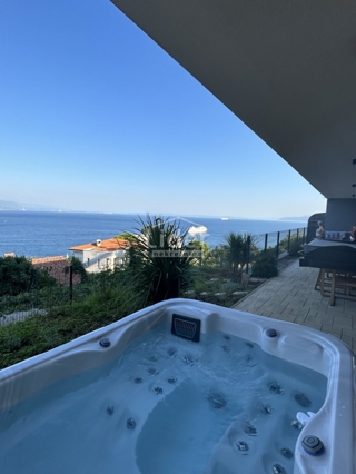 Appartamento Pobri, Opatija - Okolica, 258m2