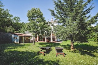 Casa Gornja Vežica, Rijeka, 330m2