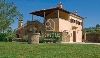 Casa Momjan, Buje, 159m2