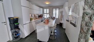 CASA UNIFAMILIARE NELLA NATURA CON GIARDINO E GARAGE