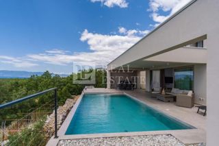 ŠMRIKA - villa moderna con piscina