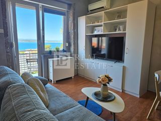 CRIKVENICA - VENDITA ESCLUSIVA - appartamento splendidamente arredato con vista sul mare aperto