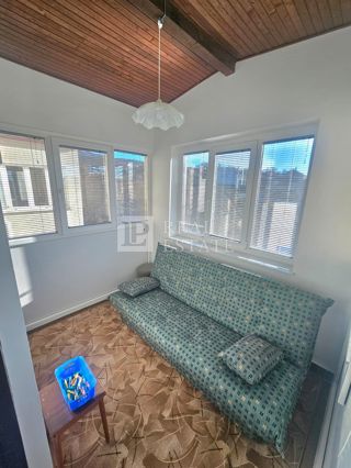 JADRANOVO - appartamento con una camera da letto in centro