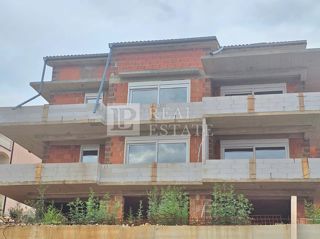 CRIKVENICA - appartamento trilocale in palazzina di nuova costruzione