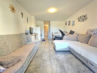 NOVI VINODOLSKI - appartamento con tre camere da letto a 150 metri dal mare