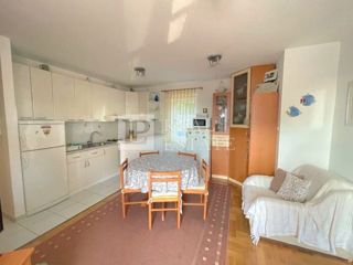CRIKVENICA - Appartamento con 2 camere da letto a 500 metri dal mare