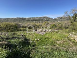 BRIBIR - terreno edificabile 3147m2