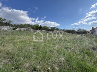 KLENOVICA - terreno edificabile 823m2, 200m dal mare