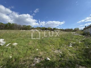 KLENOVICA - terreno edificabile 1064m2, 200m dal mare