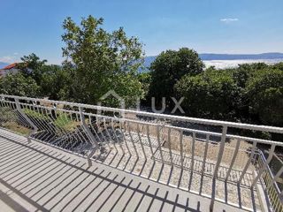 SMOKVICA KRMPOTSKA - casa bifamiliare, 70 metri dal mare