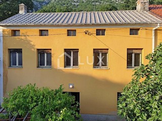 DRIVENIK - casa bifamiliare da adattare