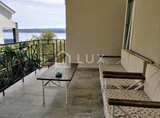 CRIKVENICA - appartamento 52m2, 100m dalla spiaggiaCRIKVENICA - appartamento 52m2, 100m dalla spiaggia