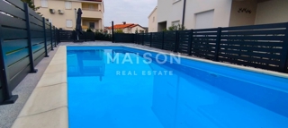 Šilo – Appartamento moderno con vista mare e piscina