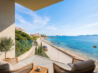 Mandre – Appartamento in Nuova Costruzione, Prima Fila sul Mare S4