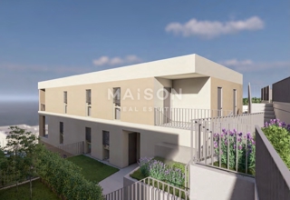 Kostrena, appartamento quadrilocale con giardino e piscina