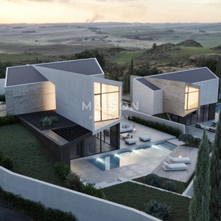 Villa Unica a Pićan – Nuova Costruzione con Piscina