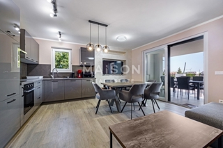 Appartamento Nova Vas, Poreč, 66,55m2