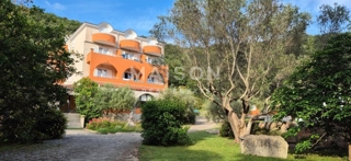 Commerciale Krnica, Marčana, 1.600m2