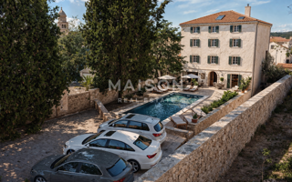 Casa Punat, 473,35m2