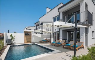 Parenzo, dintorni, Casa con piscina!