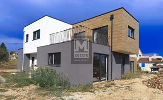 Parenzo, dintorni, Moderna casa bifamiliare con piscina