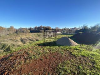 Istria, Gimino, Terreno edificabile con vista sul Monte Maggiore