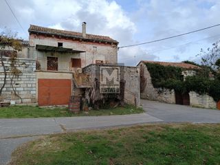 Parenzo, dintorni, casa in pietra da adattare!