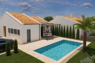 Parenzo, dintorni, casa al piano terra con piscina in costruzione!