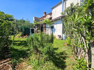 Parenzo, dintorni, affascinante casa autoctona ristrutturata
