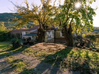 Isola, Slovenia, bella casa con vista sul mare e ampio terreno di 86.218 m2