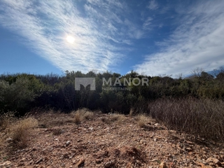 Terreno edificabile Krk, 1.318m2