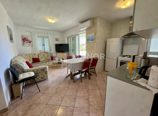 Casa Pinezići, Krk, 100m2